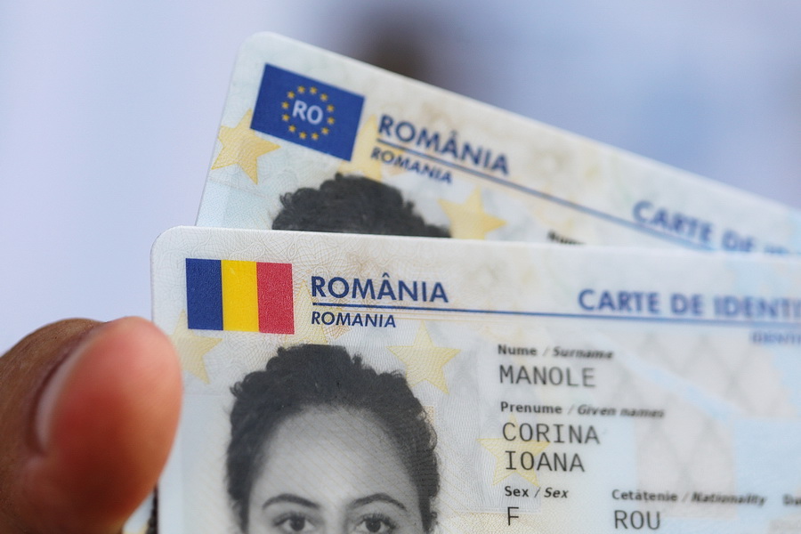 Buletine de identitate electronice: în România au fost eliberate primele 5000